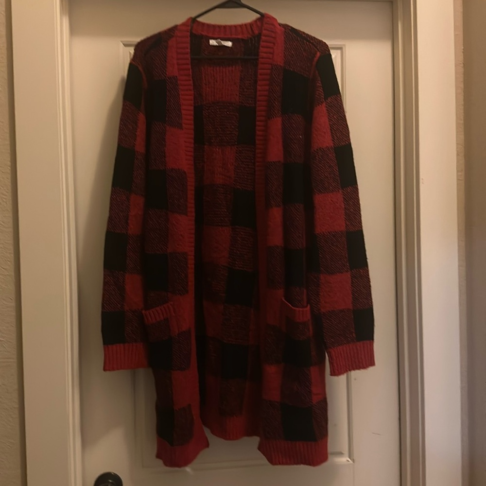Women’s buffalo plaid cardigan!